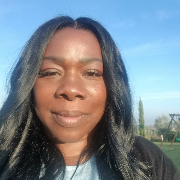 Meet the Posher - Picture 2 of 8